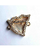 Mapa Nicaragua. Aleación+Zirconia+Shell. Baño 18K Gold. 20x18x2,5 mm. 2 mm perforación. 1 unidad. Mapa Nicaragua. Aleación+Zirconia+Shell. Baño 18K Gold. 20x18x2,5 mm. 2 mm perforación. 1 unidad.