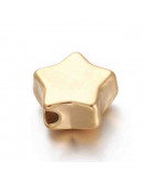 Estrella (2). Acero inoxidable. Color dorado. 11,5x11,5x5,8 mm. 3 mm perforación. 1 unidad.