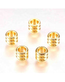 Columna. Acero inoxidable. Color dorado. 5x4 milímetros. 3 mm perforación. 10 unidades.