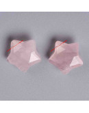 Cuarzo rosa. Estrella faceteada. 13,5x14,5x6,5 milímetros. 0,8 mm perforación. 1 unidad. Cuarzo rosa. Estrella faceteada. 13,5x14,5x6,5 milímetros. 0,8 mm perforación. 1 unidad.