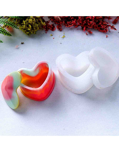 Moldes de silicona. Para resina. Caja corazón. 74x78x37 milímetros. 1 set.