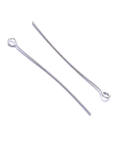 Pin con agujero. Color plateado. 40x0,7 milímetros. 50 unidades aproximado. 12 gramos.