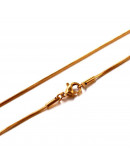 Acero inoxidable. Color dorado. Snake chain. Con cierre. 45 cm largo. 1 mm diametro. 1 unidad.