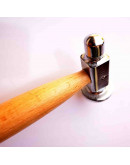 Martillo 2 cabezas. Redonda y domo de 1". Mango madera. 1 unidad. Martillo 2 cabezas. Redonda y domo de 1". Mango madera. 1 unidad.