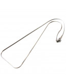 Acero inoxidable. Color plateado. Snake chain. Con cierre. 45 cm largo. 1 mm diametro. 1 unidad.
