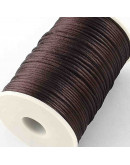 Cordón de nylon. Acabado satén. 2 milímetros grosor. Color: SADDLE BROWN. 5 metros. Cordón de nylon. Acabado satén. 2 milímetros grosor. Color: SADDLE BROWN. 5 metros.