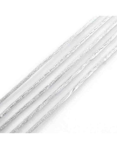 Cordón de nylon. Acabado satén. 2 milímetros grosor. Color: SILVER. 5 metros.