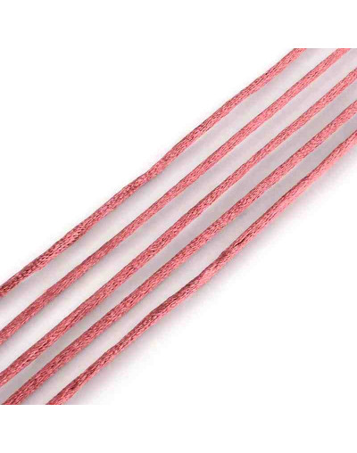 Cordón de nylon. Acabado satén. 2 milímetros grosor. Color: INDIAN RED. 90 metros cono.