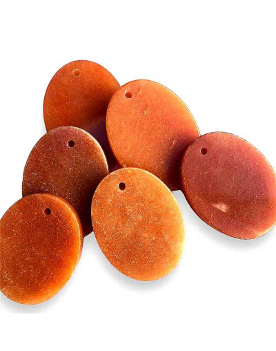 Aventurina. Ovalado. Color naranja. 40x30x5 milímetros. 2 mm perforación. 1 unidad.