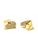 Cruz+Corazón. Aleación+Zirconia. Baño 18K Gold. 20x15,5x3 mm. 1,5 mm perforación. 1 unidad. Cruz+Corazón. Aleación+Zirconia. Baño 18K Gold. 20x15,5x3 mm. 1,5 mm perforación. 1 unidad.
