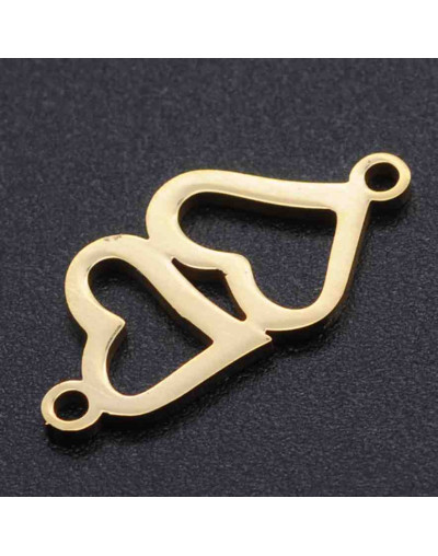 Corazón (2). Acero inoxidable. Color dorado. 19x9x1 milímetros. 1,4 mm perforación. 1 unidad.