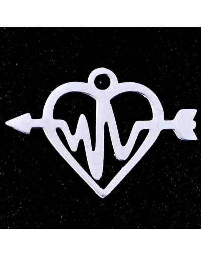 Corazón+Flecha. Acero inoxidable. Color plateado. 12x18x1 milímetros. 1,5 mm agujero. 1 ud.