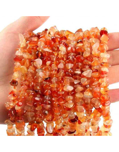 Chips 5-8 milímetros. Agata Red. 0,8 mm perforación. 250 unidades hilo aproximado. 1 hilo.