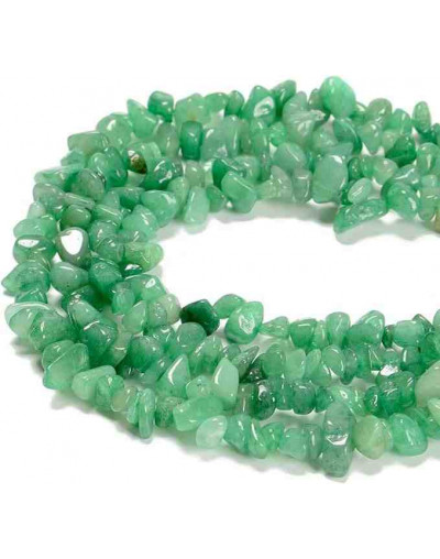 Chips 5-8 milímetros. Aventurina Verde. 0,8 mm perforación. 250 unidades hilo aproximado. 1 hilo.