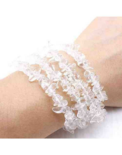 Chips 5-8 milímetros. Cuarzo Cristal. 0,8 mm perforación. 250 unidades hilo aproximado. 1 hilo.