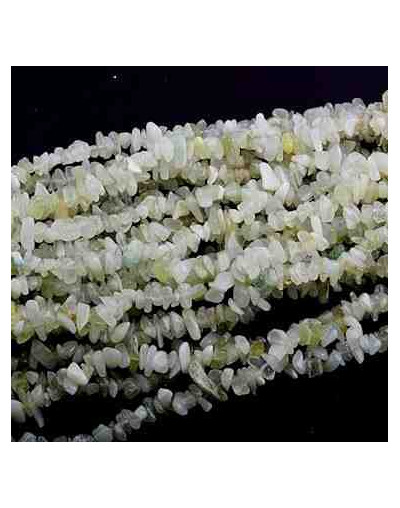 Chips 5-8 milímetros. Jade Mountain. 0,8 mm perforación. 250 unidades hilo aproximado. 1 hilo.