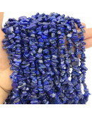 Chips 5-8 milímetros. Lapislazuli. 0,8 mm perforación. 250 unidades hilo aproximado. 1 hilo.