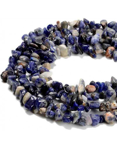 Chips 5-8 milímetros. Sodalita. 0,8 mm perforación. 250 unidades hilo aproximado. 1 hilo.