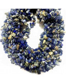 Chips 5-8 milímetros. Sodalita. 0,8 mm perforación. 250 unidades hilo aproximado. 1 hilo.