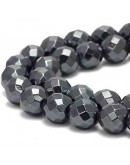 Hematite natural. Faceteado. 08 milímetros diámetro. 1 mm perforación. 45 uds hilo aprox. 1 hilo. Hematite natural. Faceteado. 08 milímetros diámetro. 1 mm perforación. 45 uds hilo aprox. 1 hilo.