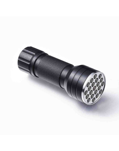 Linterna UV. Para resina UV. 97x36 milímetros. Funcona con 2 baterías AAA (no incluidas). 1 ud. Linterna UV. Para resina UV. 97x36 milímetros. Funcona con 2 baterías AAA (no incluidas). 1 ud.