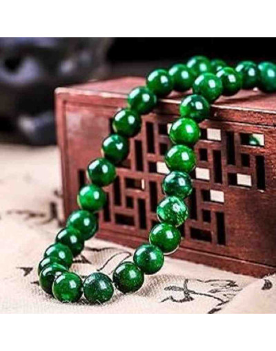 Calcedonia. Green (2). 04 milímetros diámetro. 1 mm perforación. 90 uds hilo aprox. 1 hilo.