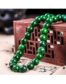 Calcedonia. Green (2). 06 milímetros diámetro. 1 mm perforación. 60 uds hilo aprox. 1 hilo.