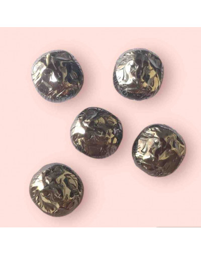 Hematite. León. 11 milímetros diámetro. 1 mm perforación. 1 unidad.