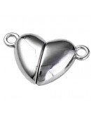 Cierre magnético. Corazón. Acero inoxidable. Color plateado. 17x11x5 mm. 1,5 mm perforación. 1 set.