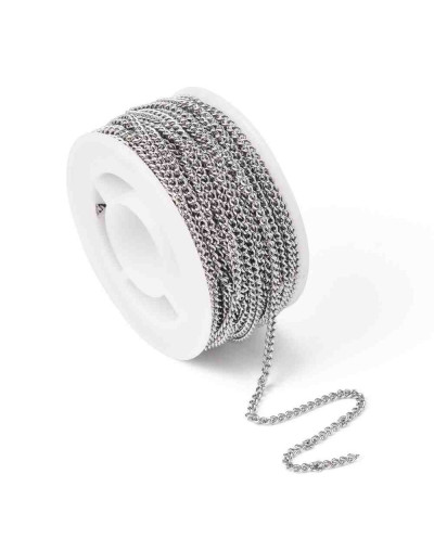 Cadena. Acero inoxidable. Color plateado. Curb Chain. 2,7x2x0,5 milímetros. 10 metros.