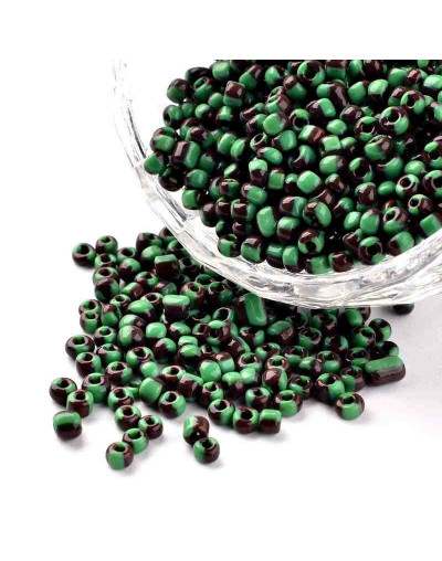 Chaquira. 2,5 mm. Color Sólido Bicolor. GREEN-BLACK. 1 mm perforación. 1 libra. 15000 uds aprox.