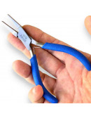 Pinza plana. KAMAÑ. Acero inoxidable. 130 milímetros largo. 25 mm punta. 3 unidades.