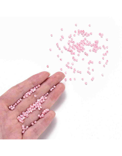 Chaquira. 2 mm. Color sólido. PINK. 1 mm perforación. 1 libra. 30000 uds aprox.