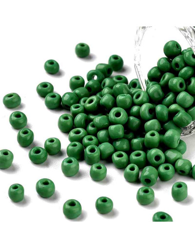Chaquira. 4 mm. Color Sólido. PALE GREEN. 1,50 mm perforación. 1 libra. 4500 uds aprox.