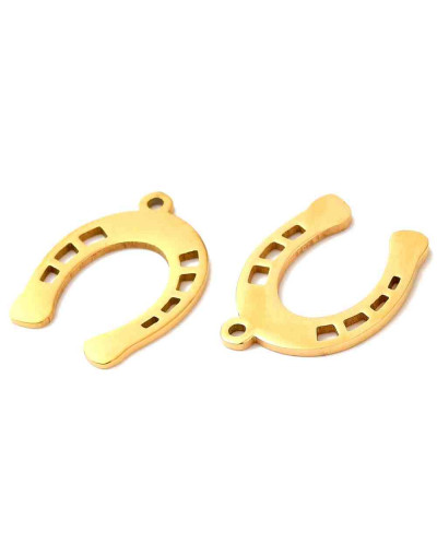 Herradura. Acero inoxidable. Color dorado. 17,5x14x1 milímetros. 1,2 mm perforación. 1 unidad.