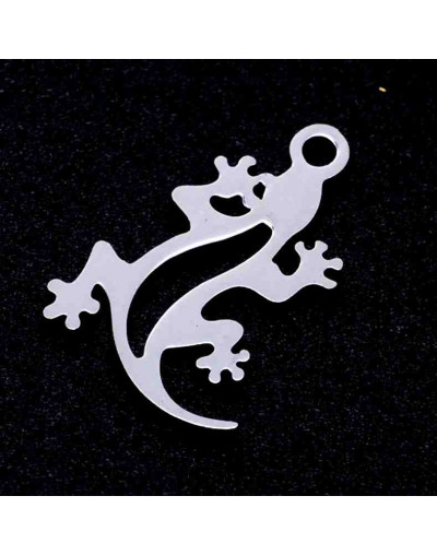 Gecko. Acero inoxidable. Color platedo. 16x10,5x1 milímetros. 1,5 mm perforación. 1 unidad.