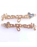 Nicaragua+Corazón Bandera. Aleación+Zirconia. Baño 18KGold. 40X12x1,8 mm. 1,5 mm perforación. 1 ud. Nicaragua+Corazón Bandera. Aleación+Zirconia. Baño 18KGold. 40X12x1,8 mm. 1,5 mm perforación. 1 ud.