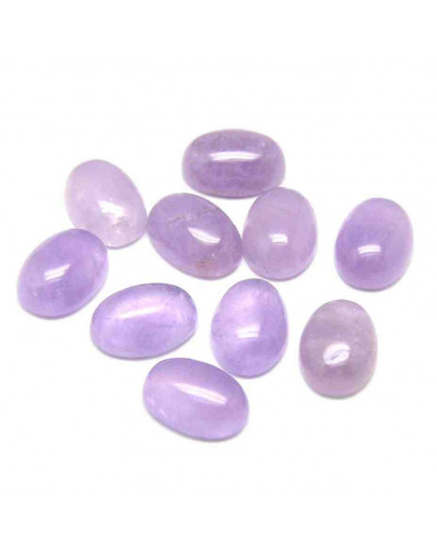 Amatista. Ovalado. 14x10 milímetros. 5 mm grosor. Sin perforación. 1 unidad.
