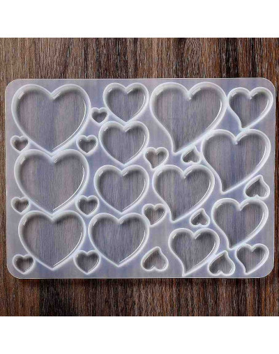Molde de silicona. Para resina. Corazones. Sin perforación. 176x130 milímetros. 1 unidad.