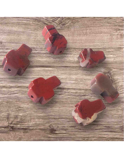 Jásper Rojo. Cruz (1). 8x12x4 milímetros. 1 mm perforación. 1 unidad.