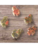 Unakite. Cruz (1). 8x12x4 milímetros. 1 mm perforación. 1 unidad. Unakite. Cruz (1). 8x12x4 milímetros. 1 mm perforación. 1 unidad.