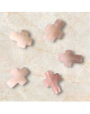 Cuarzo Rosa. Cruz (2). 12x16x5 milímetros. 1 mm perforación. 1 unidad. Cuarzo Rosa. Cruz (2). 12x16x5 milímetros. 1 mm perforación. 1 unidad.