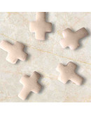 Jade Blanco. Cruz (2). 12x16x5 milímetros. 1 mm perforación. 1 unidad.