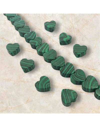 Malaquita Sintética. Corazón (1). 10x4 milímetros. 1 mm perforación. 1 unidad.