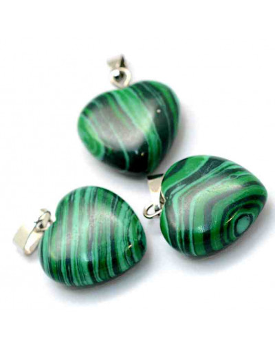 Malaquita Sintética. Corazón. Aleación de cobre. Color plateado. 18x17x6 mm. 2x7 mm cierre. 1 ud.