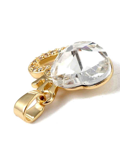 Corazón (13). Aleación+Zirconia. Baño 18KGold. 16x19x8 milímetros. 5x3 mm cierre. 1 unidad.