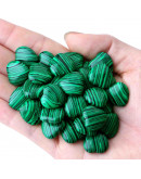 Malaquita Sintética. Corazón (2). 16x5 milímetros. 1 mm perforación. 1 unidad. Malaquita Sintética. Corazón (2). 16x5 milímetros. 1 mm perforación. 1 unidad.