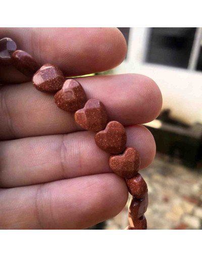 Aventurina Café. Corazón (3). Faceteado. 10x5 milímetros. 1 mm perforación. 1 unidad.