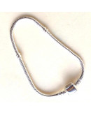 Cadena pulsera. Tipo Pandora. Aleación de cobre. Baño Platino. 180 mm longitud. 1 unidad.