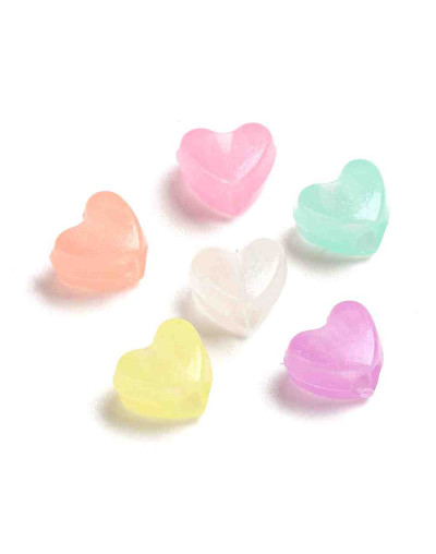 Corazón (3). Varios colores. Fluorescente. 8,5x10,5x6,5 mms. 3,5 mm perforación. 50 uds (aprox)